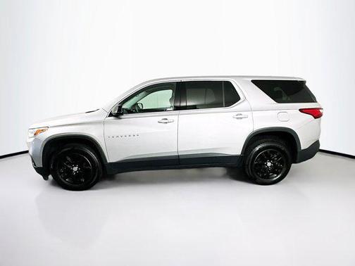 Silver Ice Metallic 2019 Chevrolet Traverse LS