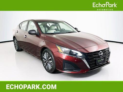 2025 Nissan Altima SV FWD