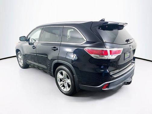 Midnight Black Metallic 2016 Toyota Highlander Limited Platinum