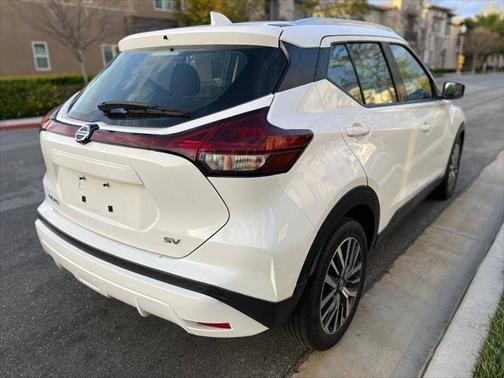2021 Nissan Kicks SV
