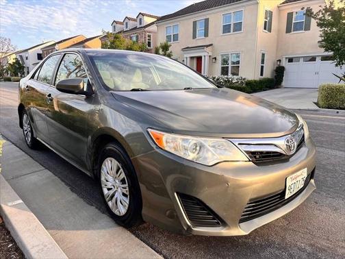 2014 Toyota Camry LE