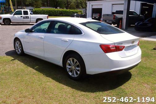 Summit White 2025 Chevrolet Malibu LT