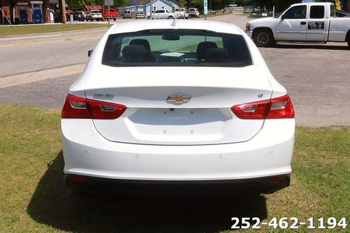 Summit White 2025 Chevrolet Malibu LT