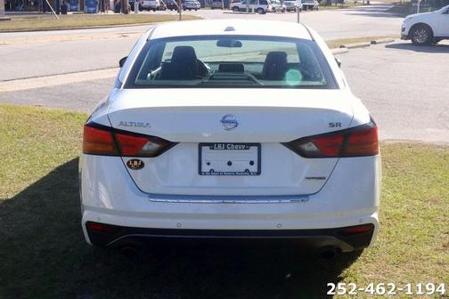 2022 Nissan Altima 2.0 SR