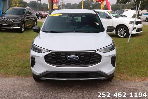 Silver Metallic 2025 Ford Escape ST-Line