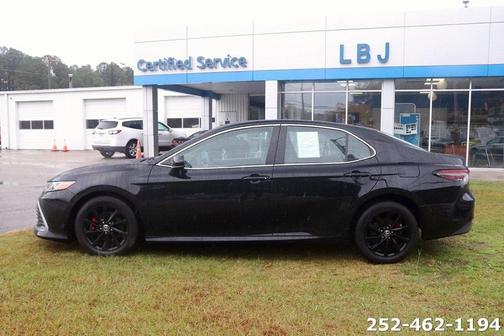 2022 Toyota Camry LE