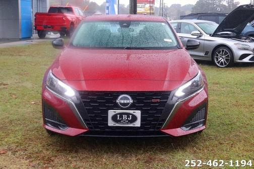 2024 Nissan Altima 2.5 SR