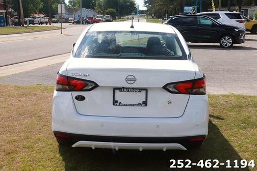 Cloud White 2023 Nissan Versa S