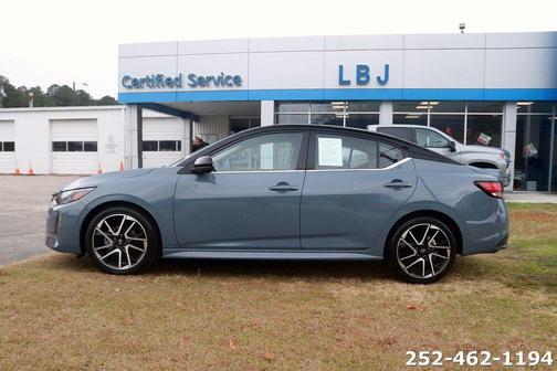 2025 Nissan Sentra SR