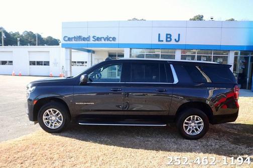 2023 Chevrolet Suburban LT