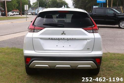 White 2025 Mitsubishi Eclipse Cross SEL