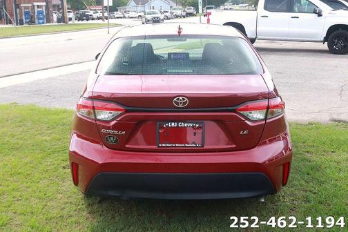Pearl 2024 Toyota Corolla LE