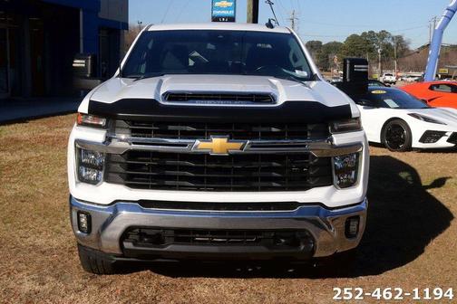 Summit White 2024 Chevrolet Silverado 2500 LT