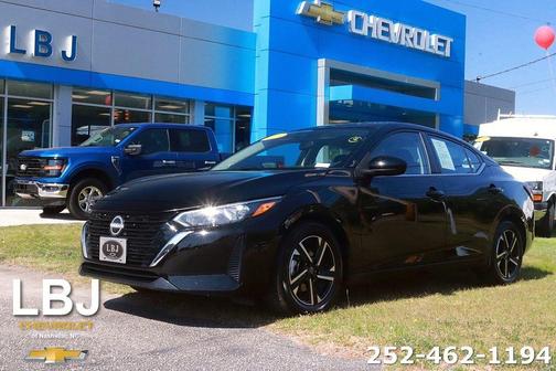Black 2025 Nissan Sentra SV
