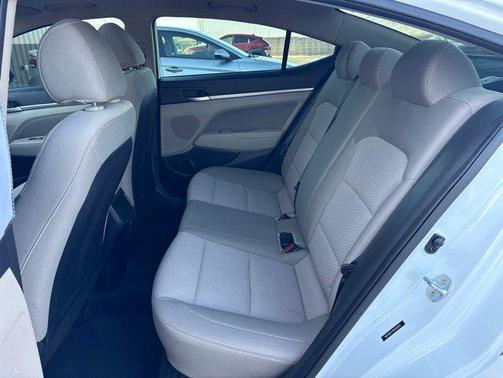 Quartz White Pearl 2019 Hyundai ELANTRA Value Edition
