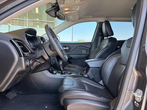 2023 Jeep Cherokee Altitude