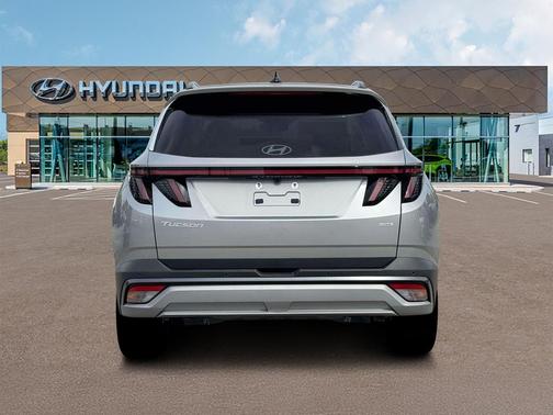 Shimmering Silver 2026 Hyundai TUCSON Limited
