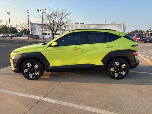 2024 Hyundai KONA SEL
