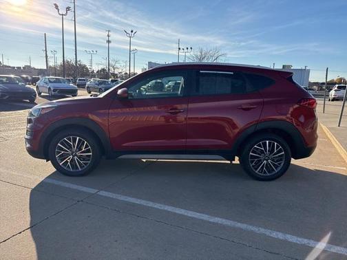 2021 Hyundai TUCSON SEL