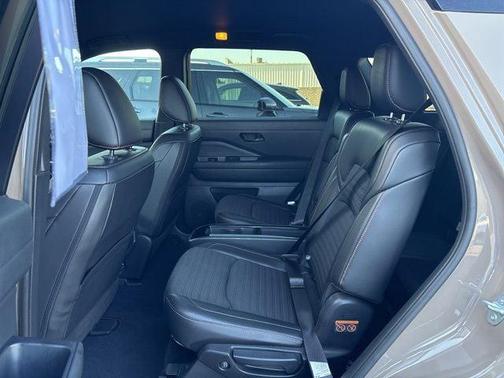 Baja Storm 2023 Nissan Pathfinder Rock Creek 4WD