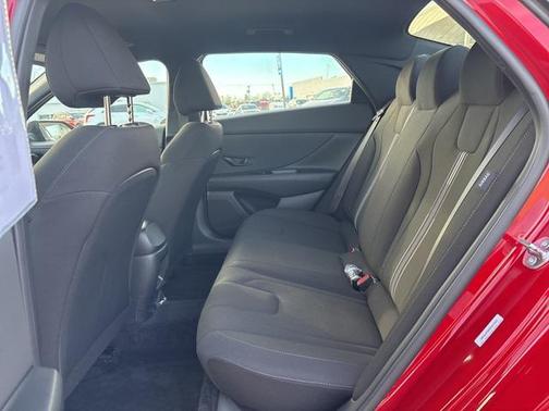 2025 Hyundai ELANTRA Sport