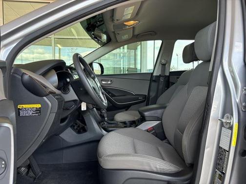 2018 Hyundai SANTA FE SE