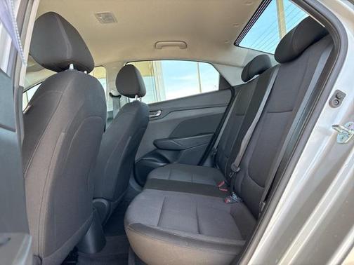 2022 Hyundai Accent SE