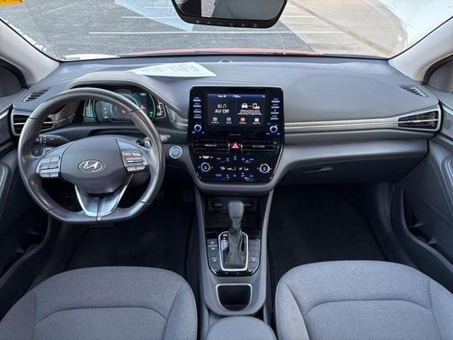 2020 Hyundai IONIQ Hybrid SEL