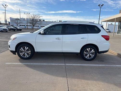 2020 Nissan Pathfinder SL 4WD