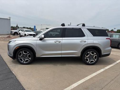 2025 Hyundai PALISADE SEL Premium