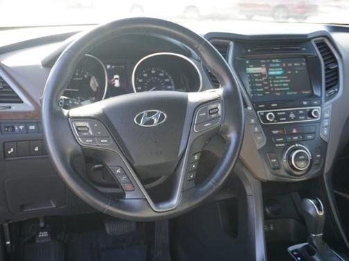 2018 Hyundai SANTA FE SE Ultimate