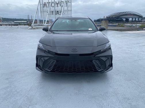 Midnight Black Metallic 2026 Toyota Camry SE