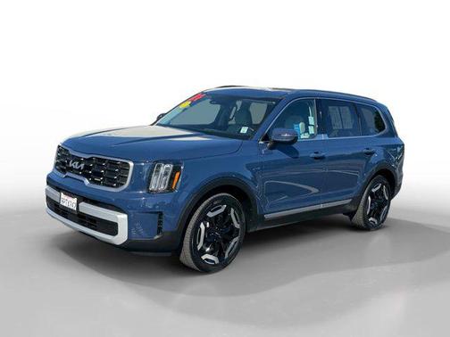 Midnight Lake Blue 2024 Kia Telluride S