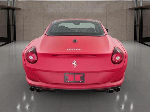 2016 Ferrari California T