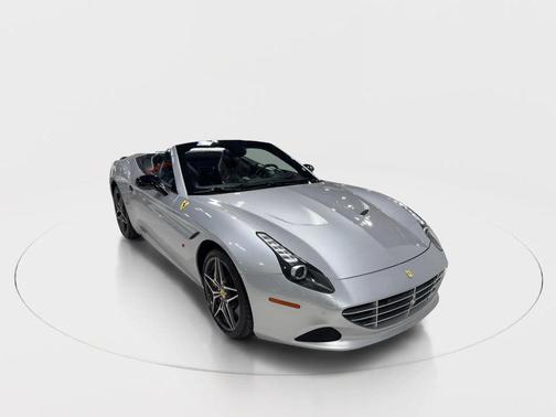 2016 Ferrari California T
