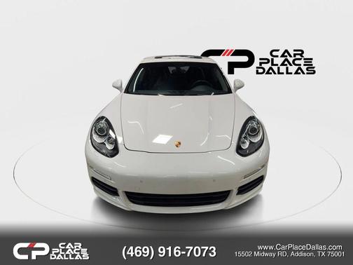 2015 Porsche Panamera 4