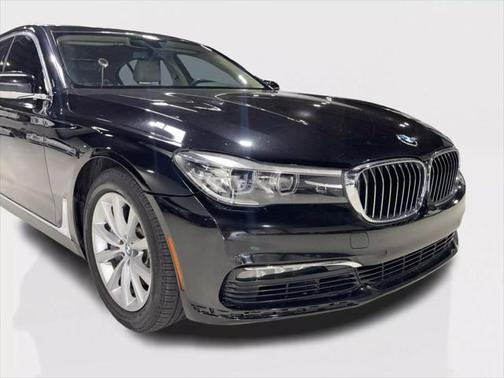 2018 BMW 740 740i Sedan 4D