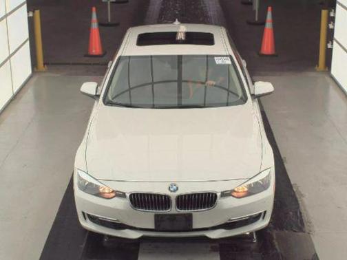 2015 BMW 328 328i Sedan 4D