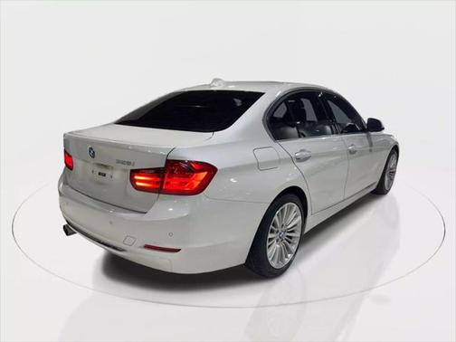 2015 BMW 328 328i Sedan 4D