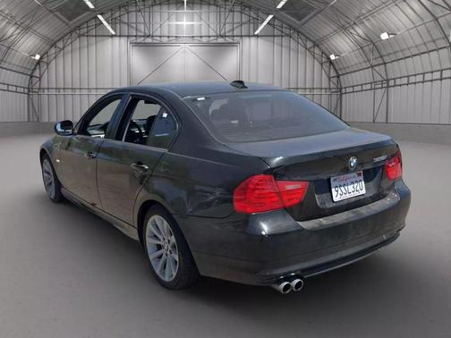 2011 BMW 328 328i Sedan 4D