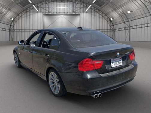 2011 BMW 328 328i Sedan 4D
