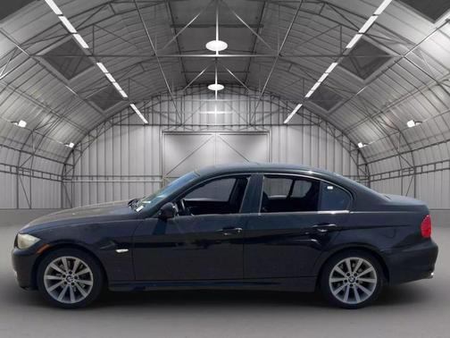 2011 BMW 328 328i Sedan 4D