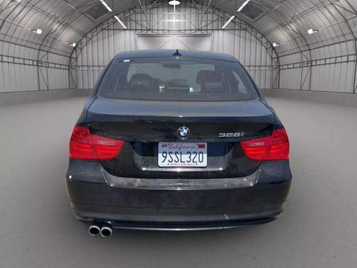 2011 BMW 328 328i Sedan 4D