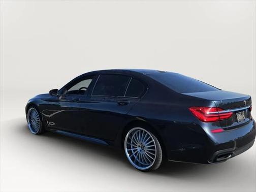 2017 BMW 750 I