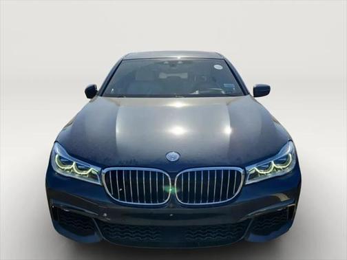 2017 BMW 750 I