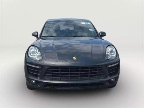 2018 Porsche Macan Base