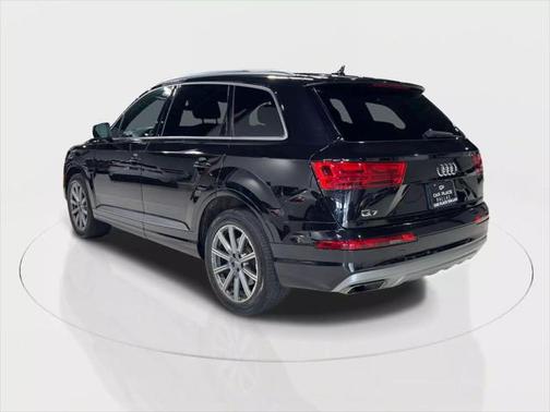 2019 Audi Q7 45 Premium Plus