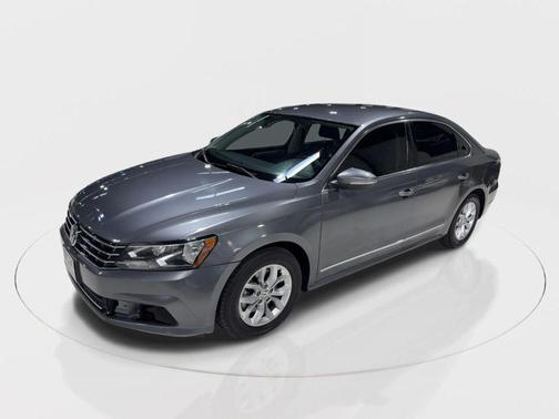 2016 Volkswagen Passat 1.8T S