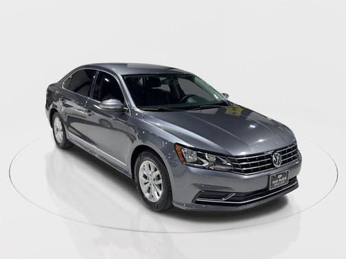 2016 Volkswagen Passat 1.8T S