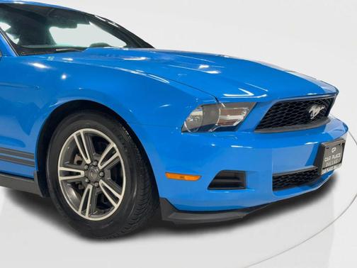 2011 Ford Mustang V6 Premium